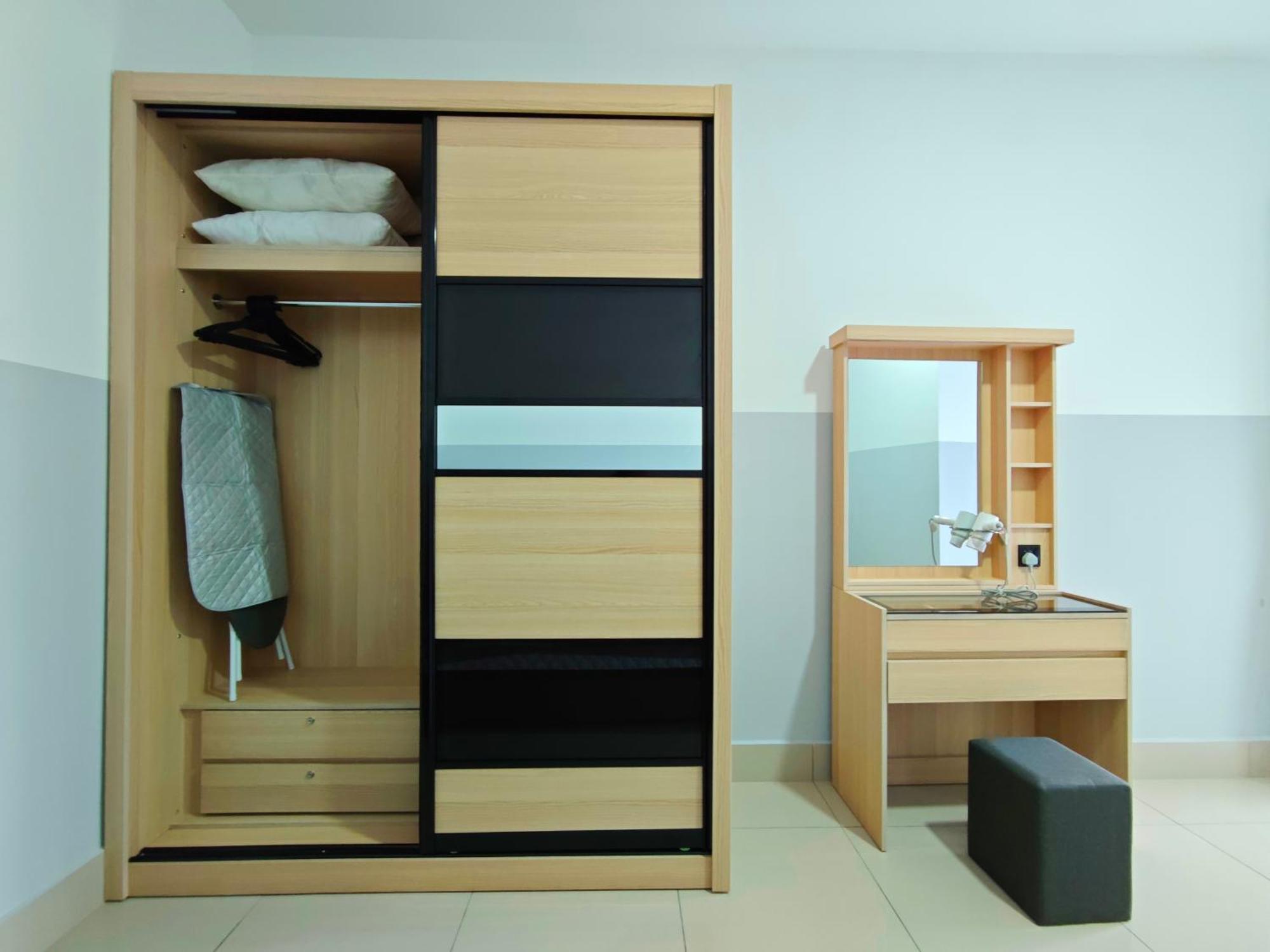 Pangsapuri Exclusive 3 Bedroom @sungai Besi, Kuala Lumpur
