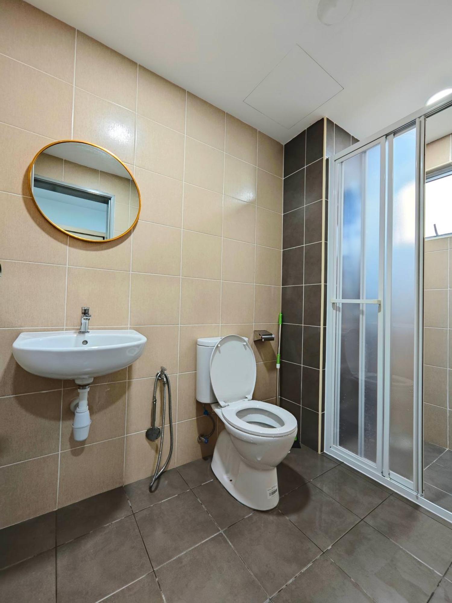 Exclusive 3 Bedroom @sungai Besi, Pangsapuri