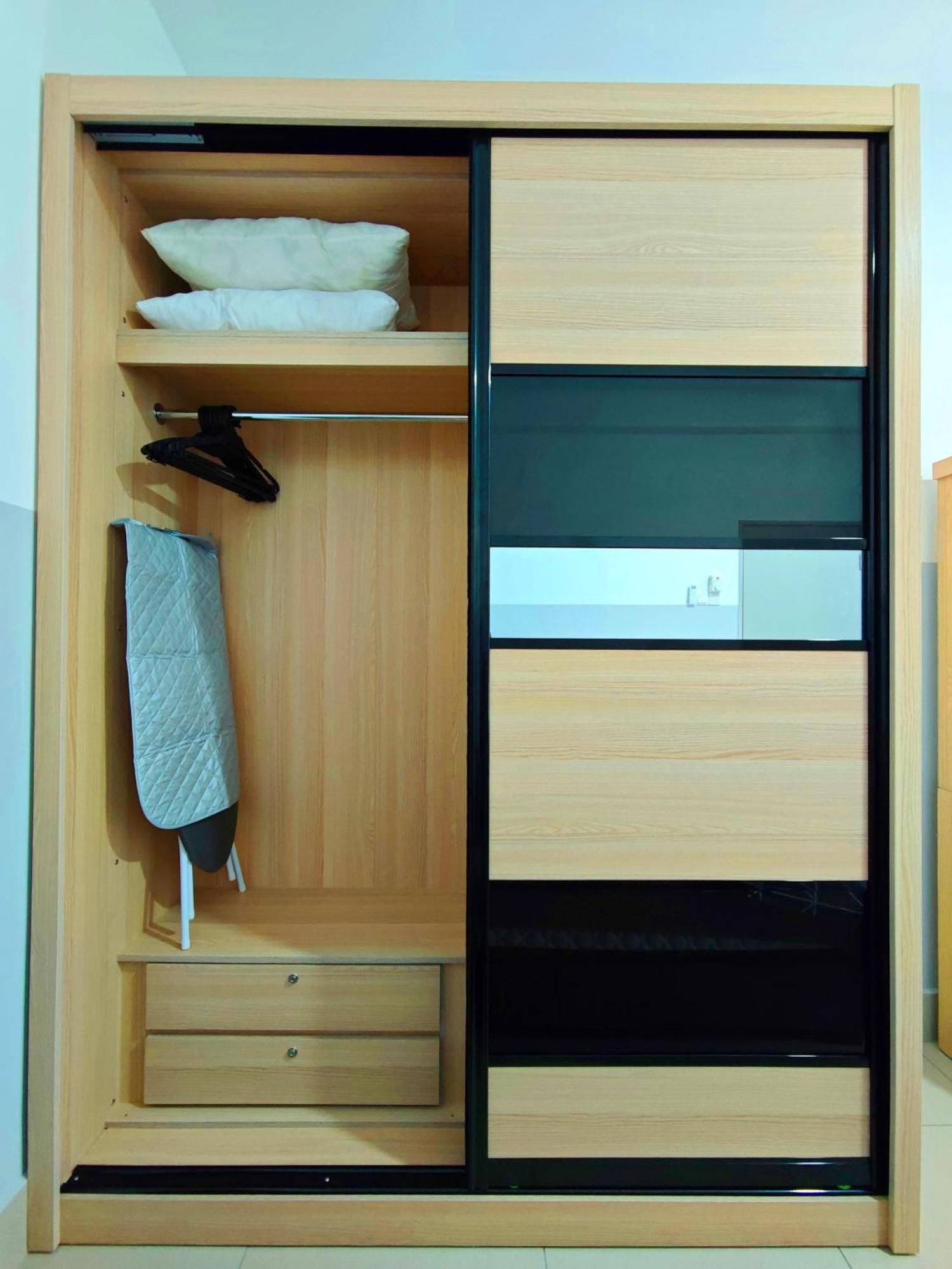 Exclusive 3 Bedroom @sungai Besi, Kuala Lumpur