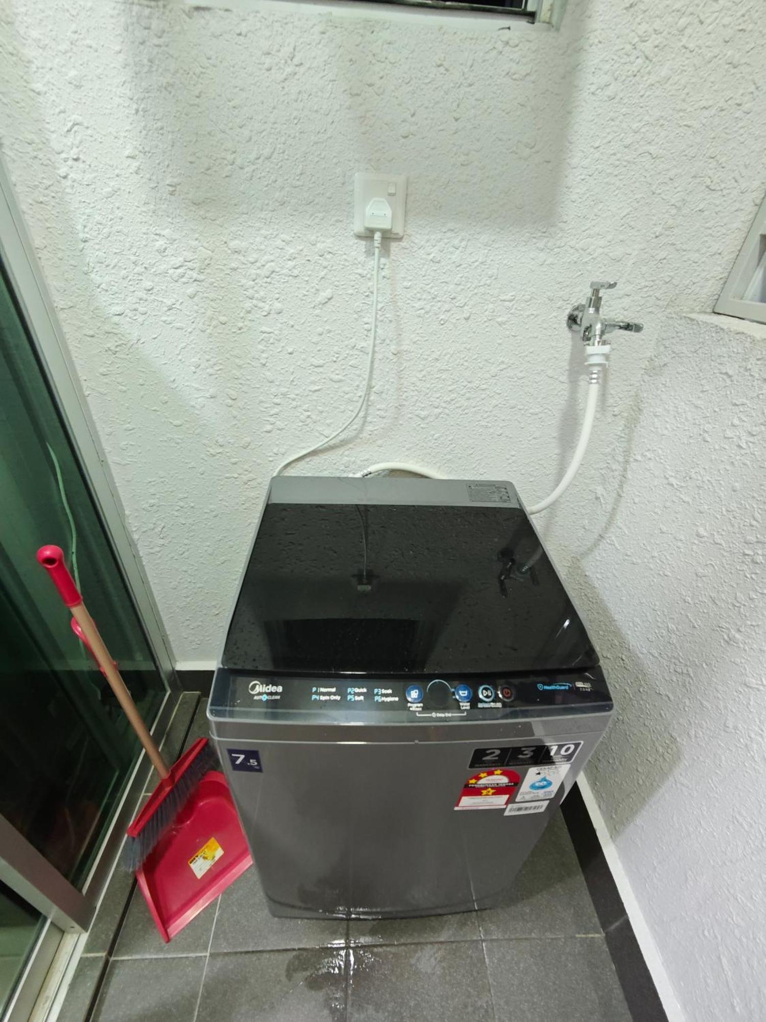 Exclusive 3 Bedroom @sungai Besi, Pangsapuri