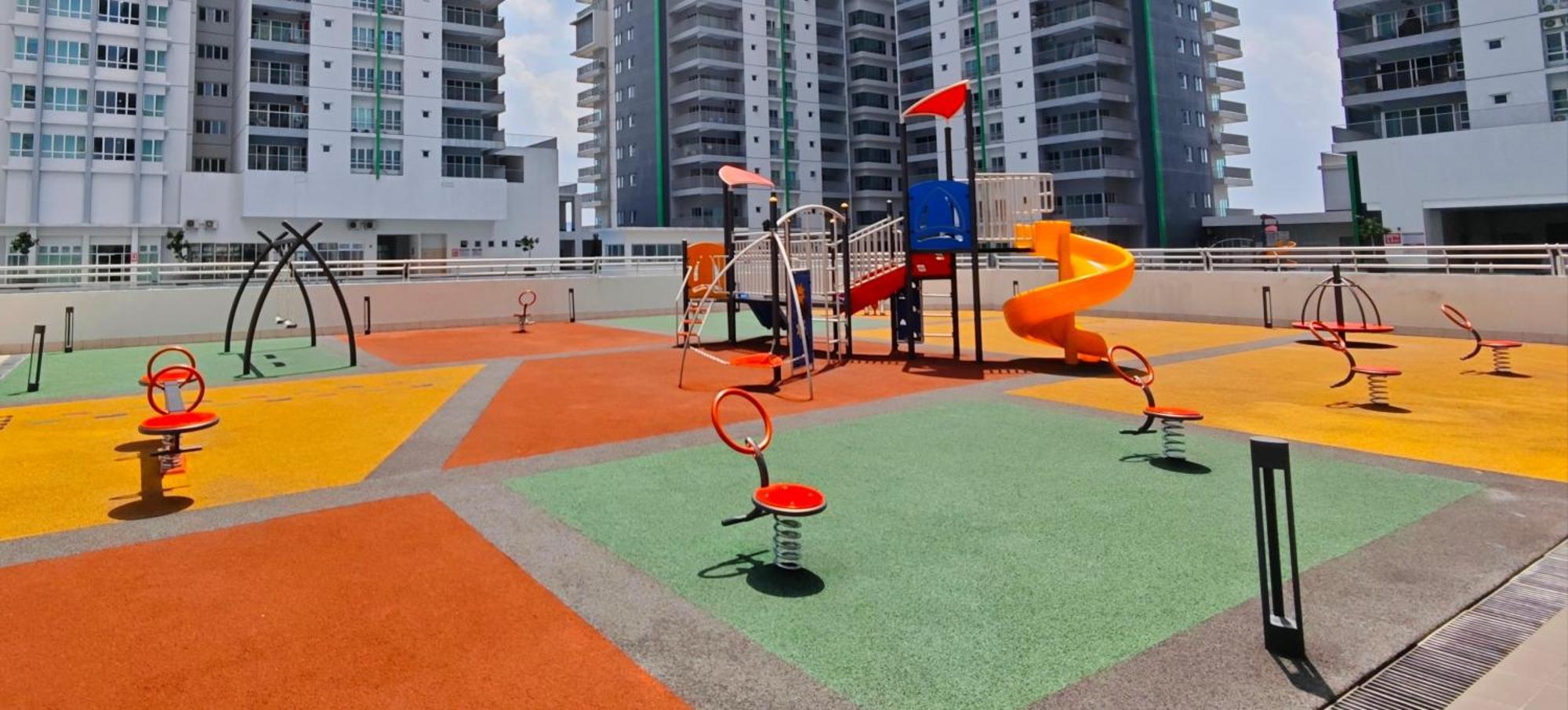 Exclusive 3 Bedroom @sungai Besi, * Kuala Lumpur